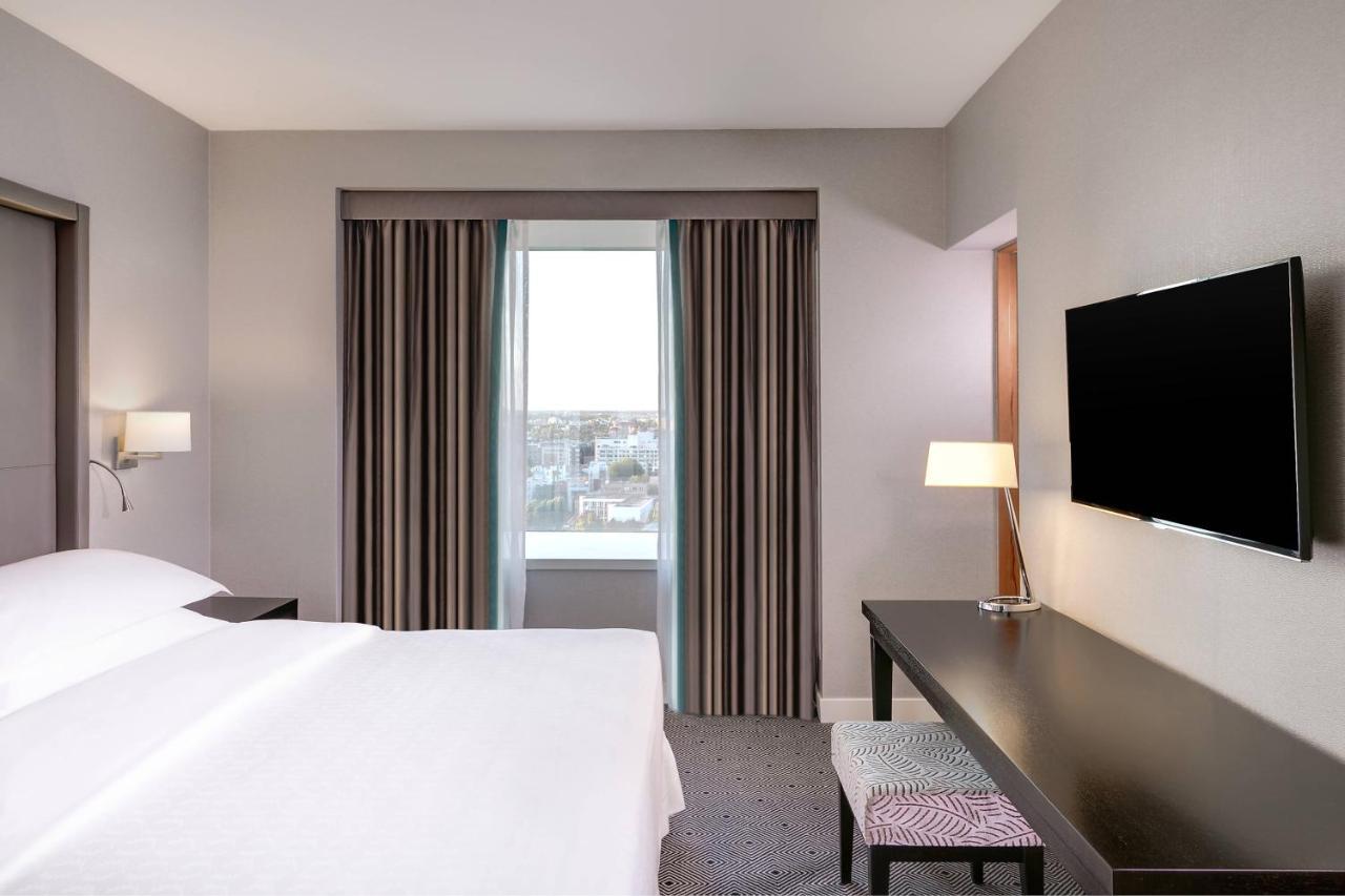 Sheraton Bucharest Hotel Kültér fotó