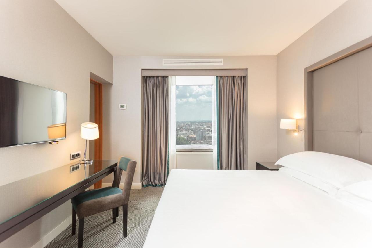 Sheraton Bucharest Hotel Kültér fotó